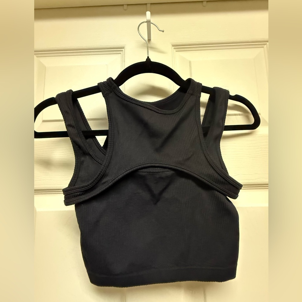 Garage tank top - black